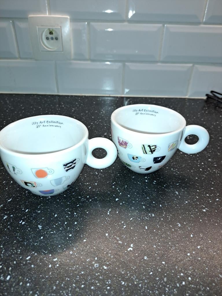 Illy espresso tasjes exclusief voor de 25ste verjaardag, Ophalen of Verzenden