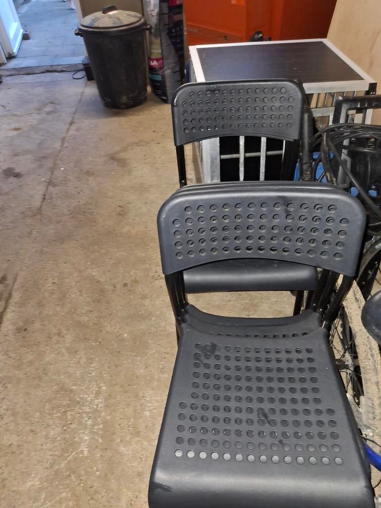 6 stoelen ikea zwart   6st moeten weg!!!, Tuin en Terras, Ophalen