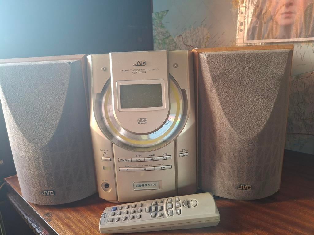 Mini chaîne JVC cd/k7/radio ouverture porte CD très lent, Enlèvement, Utilisé