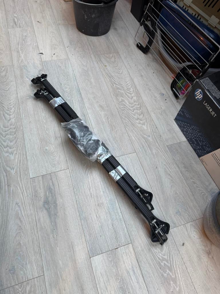 Universele dakdragers voor gesloten dakreling wagen, Enlèvement, Comme neuf