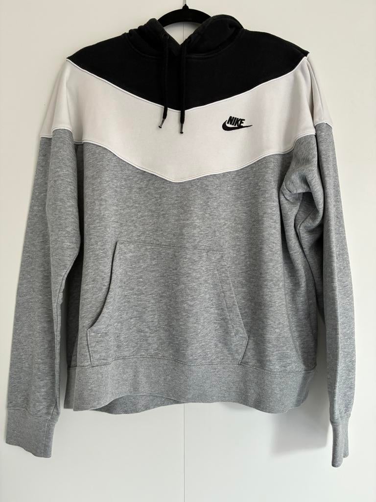 Nike Sweater Hoodie maat L, Ophalen of Verzenden, Zo goed als nieuw, Maat 42/44 (L), Grijs