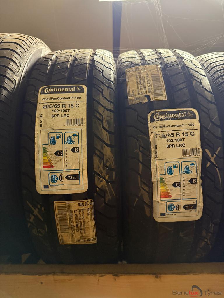 205/65R15c Conti 6pr 205/65R15 205/65/15 205/65 R15 2056515, Autos : Pièces & Accessoires, Pneus & Jantes, Pneu(s), Pneus été