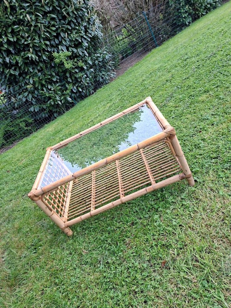 Table basse en bambou et rotin.  VINTAGE, Huis en Inrichting, Ophalen