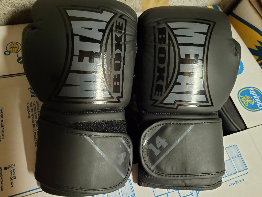 Gants de boxe Metal, Sports & Fitness, Enlèvement, Neuf
