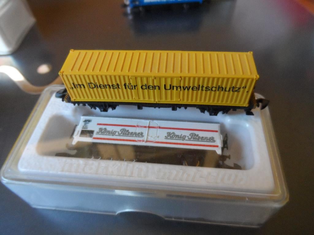 MARKLIN Mini club Z - TWEE auto's, waarvan ÉÉN in een doos., Hobby en Vrije tijd, Gelijkstroom of Wisselstroom, Wagon, Ophalen of Verzenden