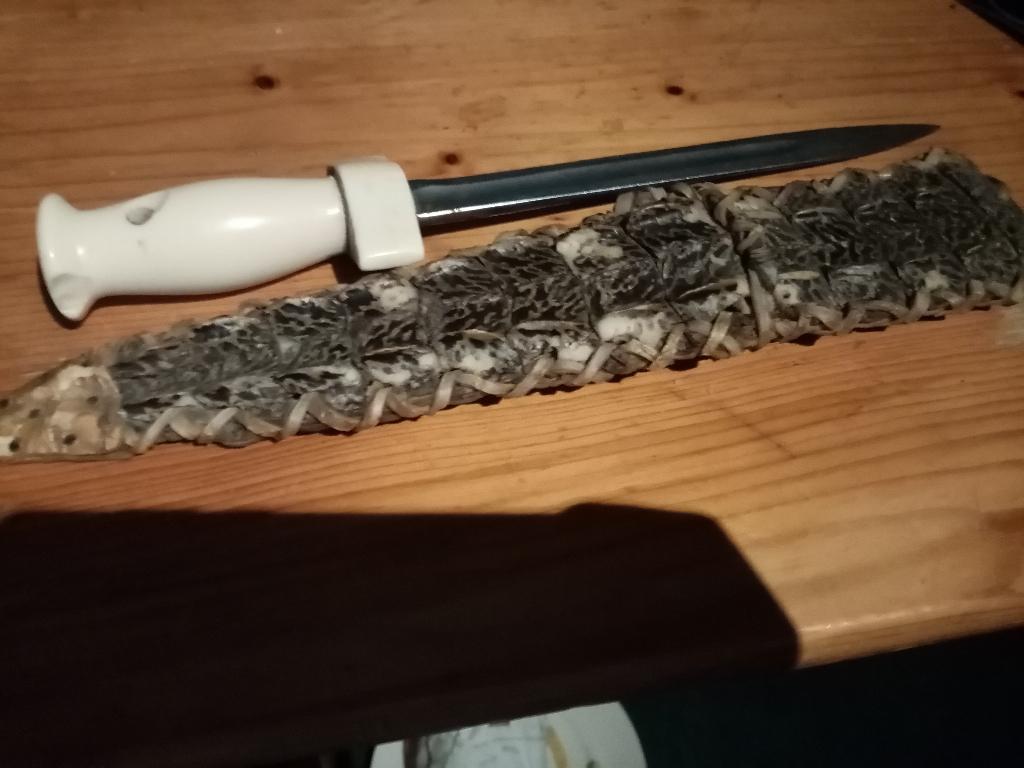 Oude dolk ivoren handvat voor 1 maart 1947, Ophalen of Verzenden, Overige soorten, Mes of Dolk