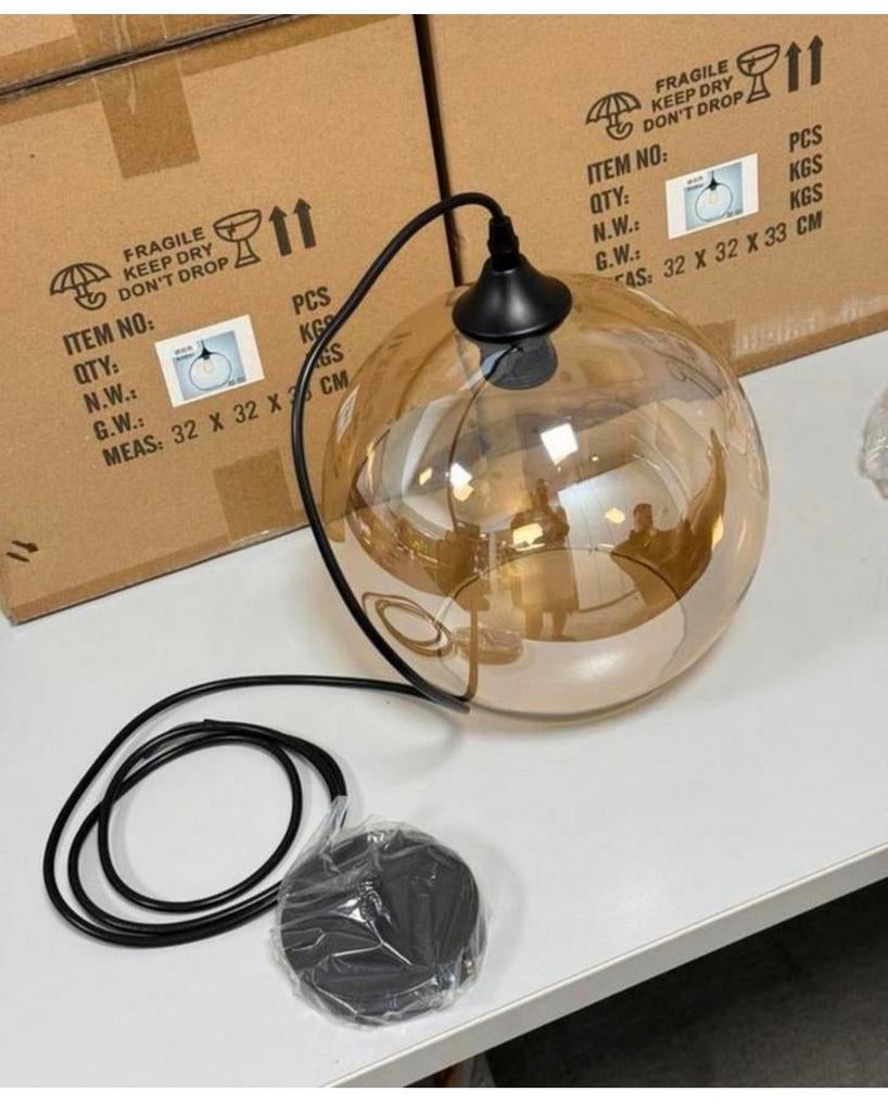 Nouvelle lampe suspendue sphérique moderne en verre de ambre, Maison & Meubles, Lampes | Lampes en vrac, Neuf, Enlèvement ou Envoi