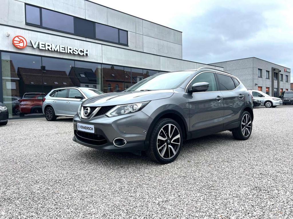 Nissan Qashqai Qashqai 1.2 DIG-T 2WD N-Connecta*PANODAK*TRE, Auto's, Nissan, 0 kg, Zwart, 4 cilinders, 5 deurs