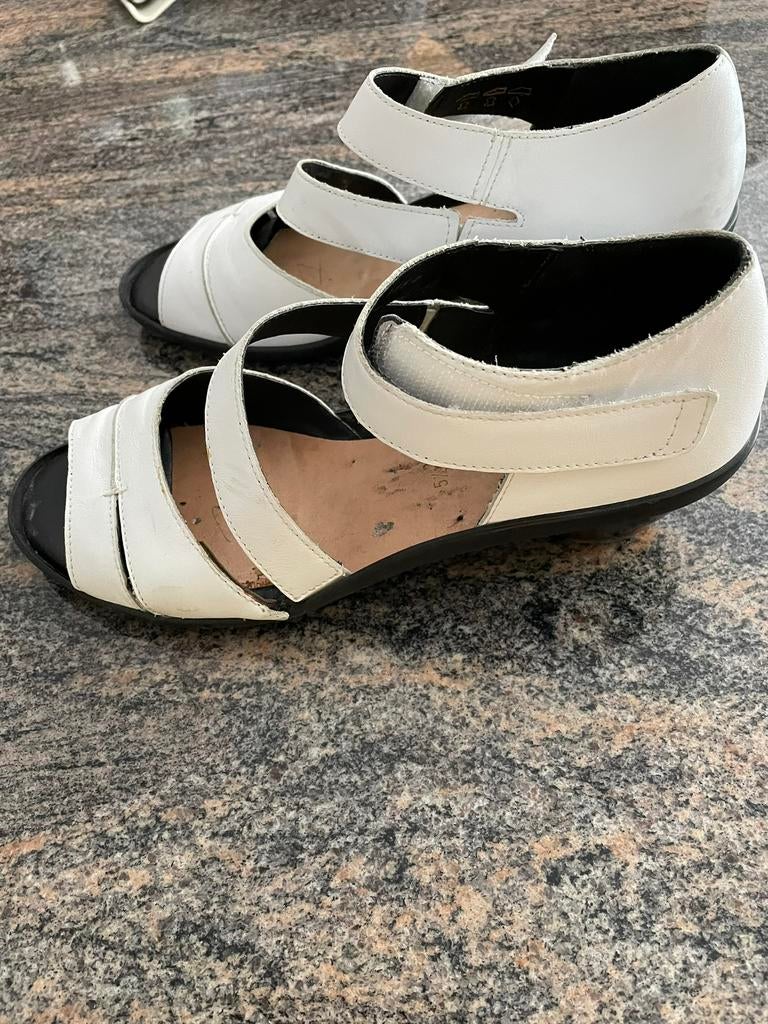 Schoenen Verhulst, Ophalen, Zo goed als nieuw