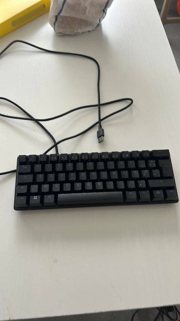 Razer Huntsman mini red switches stille switches, Computers en Software, Toetsenborden, Ophalen, Zo goed als nieuw