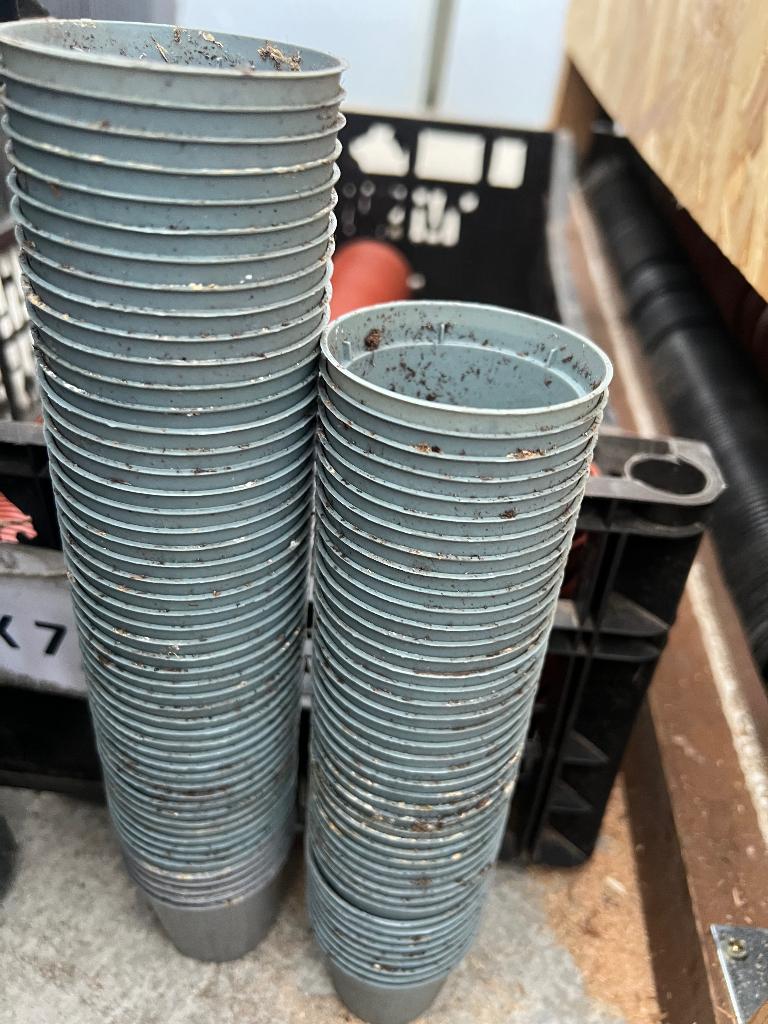 kweekpotjes bloempotten plantpotten 6 x 5 cm, Kunststof, Rond, Ophalen of Verzenden, Zo goed als nieuw