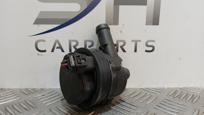 Extra waterpomp van een Mercedes B-Klasse, Gebruikt, -, Ophalen of Verzenden, -