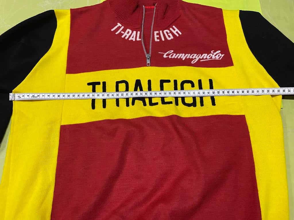 Koerstrui, Ophalen of Verzenden, Zo goed als nieuw