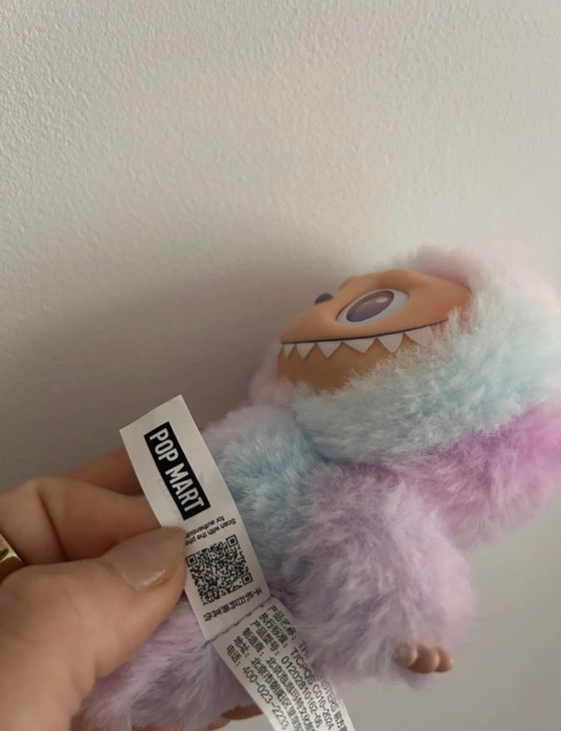 2 labubu’s, Ophalen, Zo goed als nieuw