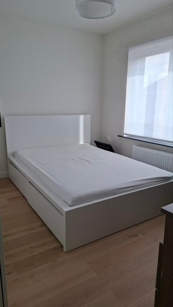 Ikea bed 140x200 met of zonder matras, Ophalen