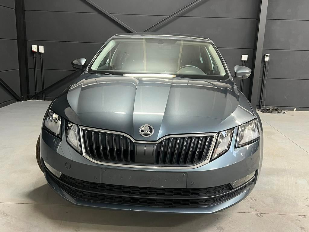 Skoda Octavia 1.5TGI Automaat, bj2018, 102000km, 1j garantie, Autos, Cuir, Argent ou Gris, Euro 6, Entreprise