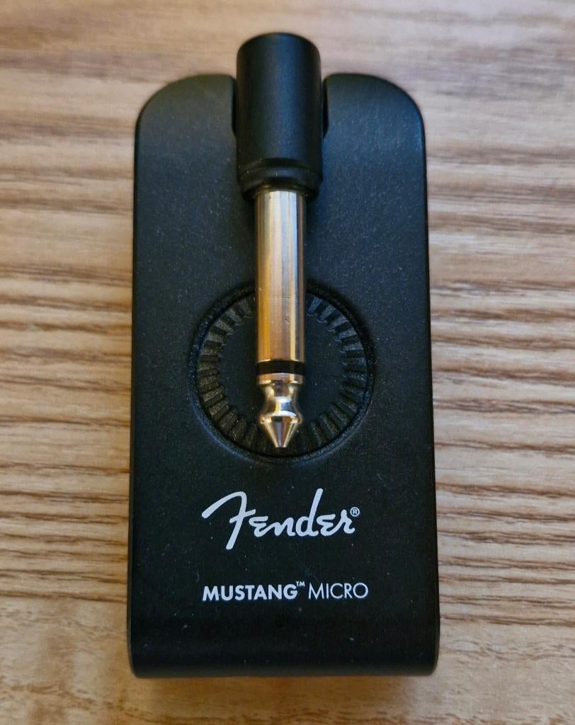 Fender Mustang Micro hoofdtelefoonversterker, Ophalen of Verzenden, Zo goed als nieuw, Gitaar, Minder dan 50 watt