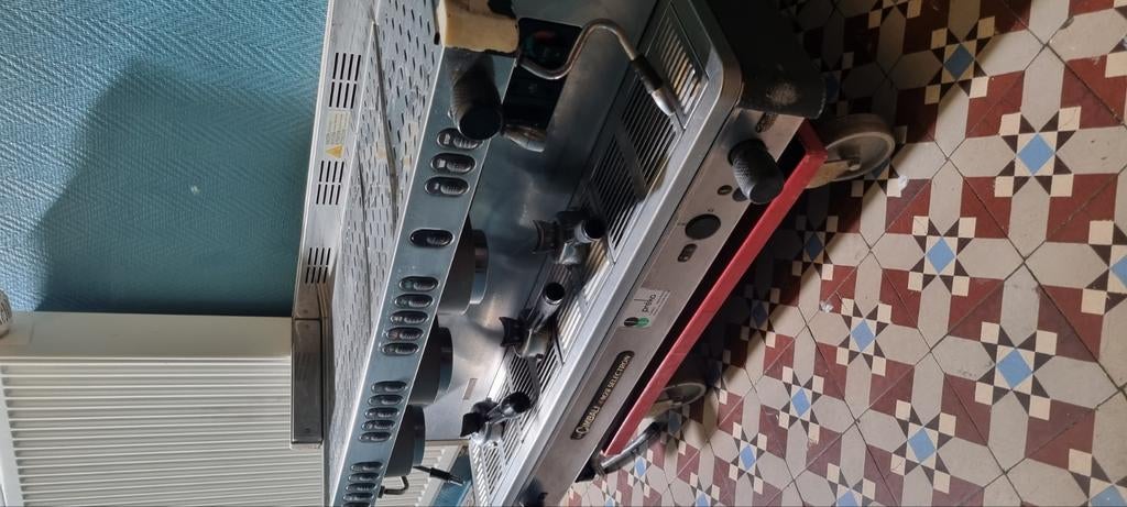 MACHINE A CAFÉ LA CIMBILI M28, Electroménager, Enlèvement, Comme neuf