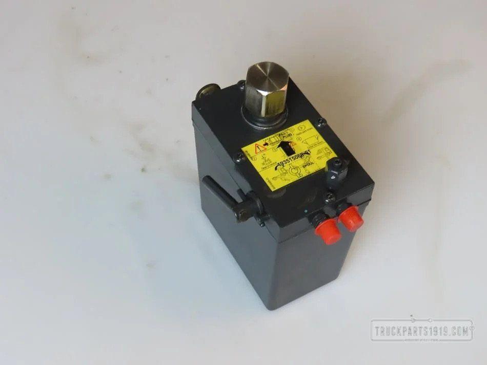 Iveco Hydraulic System Kantelpomp Iveco, Auto-onderdelen, Ophalen, Gebruikt, Iveco, Carrosserie en Plaatwerk