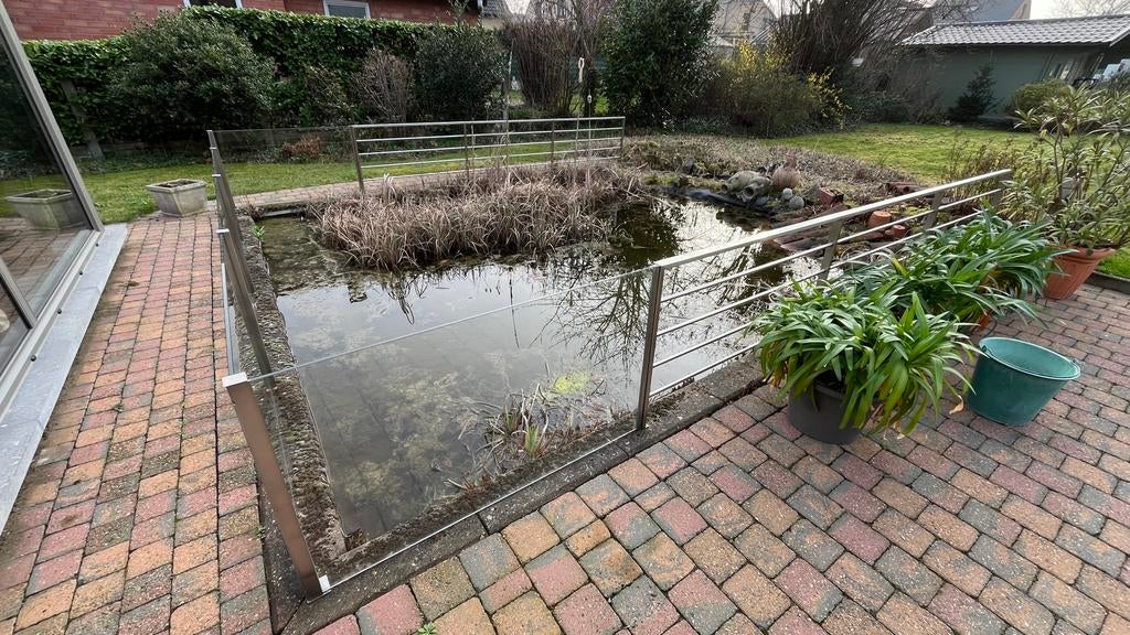 Vijverafsluiting in roestvrijstaal en glas, Tuin en Terras, Tuinhekken en Hekwerk, Ophalen, Zo goed als nieuw, Overige typen
