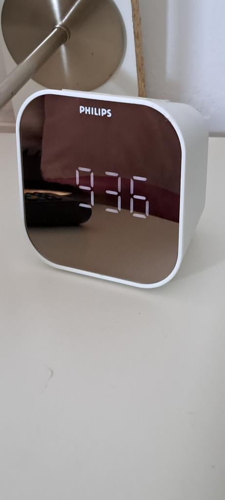 Philips wekkerradio, Elektronische apparatuur, Wekkers, Zo goed als nieuw, Analoog, Ophalen of Verzenden
