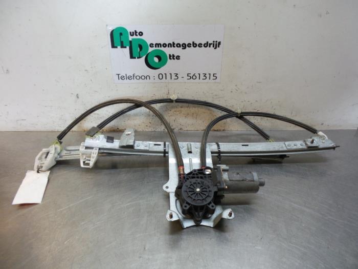 Mécanique vitre 4portes avant droite d'un Citroen Xsara Pic, -, 3 mois de garantie, Utilisé, -