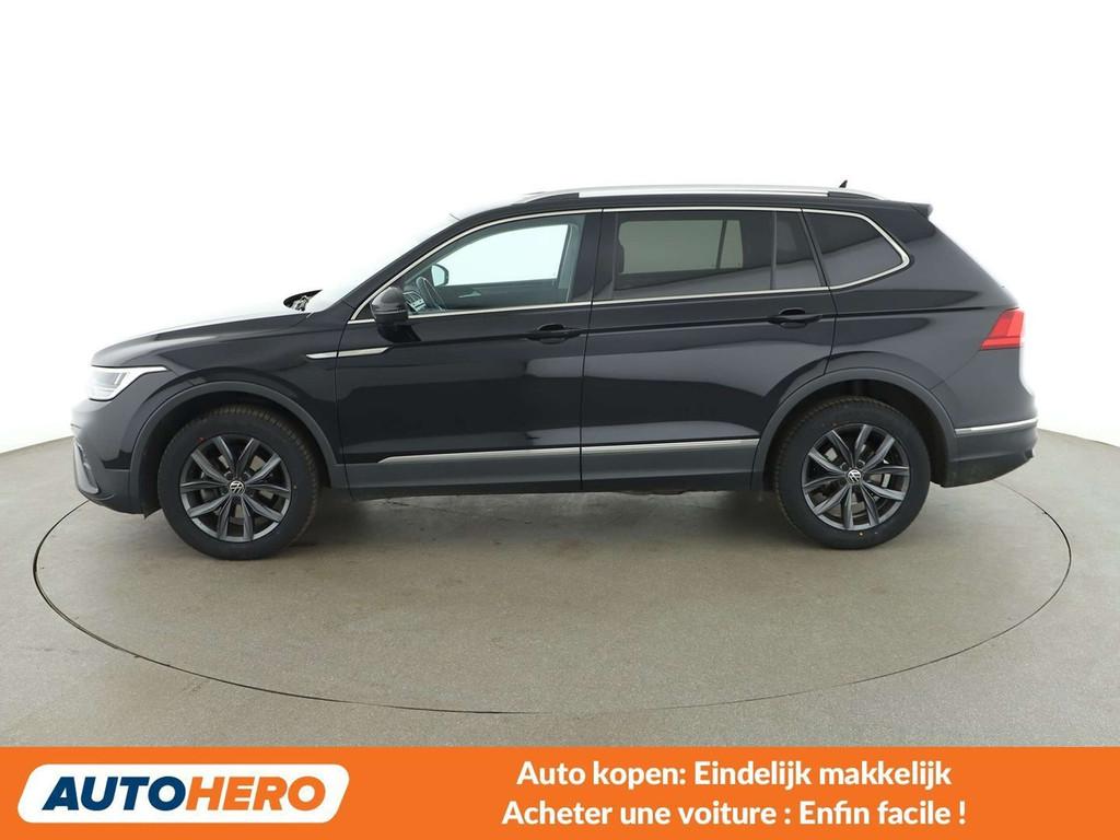 Volkswagen Tiguan Allspace 2.0 TDI Life (bj 2022, automaat), Auto's, Stof, Gebruikt, 1714 kg, Zwart
