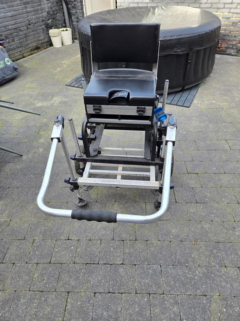 Zeer complete wedstrijdvis set – vaste stok 8m + seatbox + t, Watersport en Boten, Ophalen, Vaste hengel