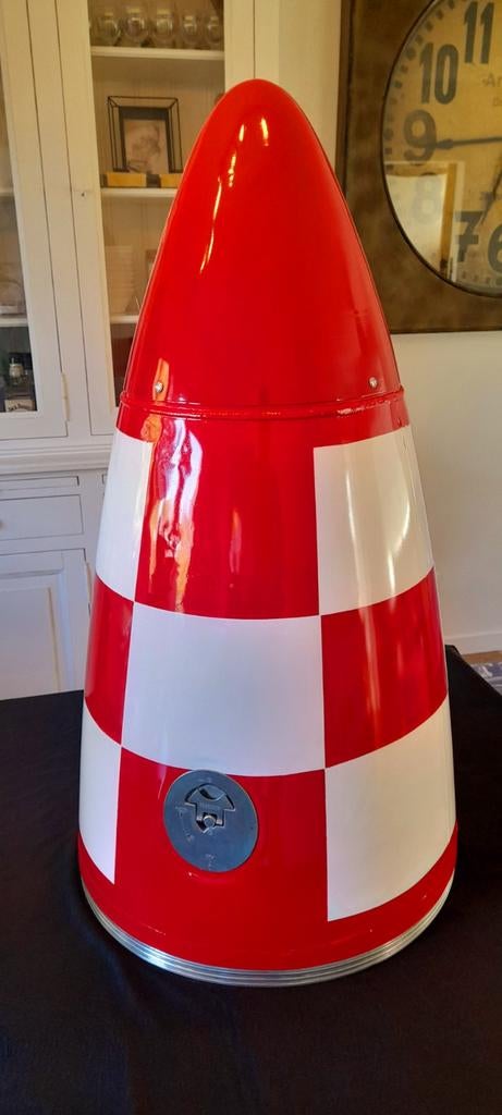 TÊTE DE FUSÉE TINTIN EN ALUMINIUM, Enlèvement ou Envoi, Tintin, Comme neuf, Statue ou Figurine