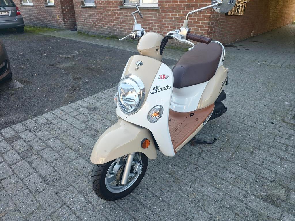 Kymgo100, Comme neuf, Enlèvement, Essence