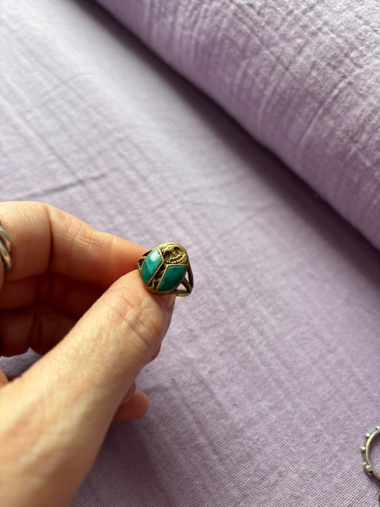 Bague, ancienne égyptienne, scarabées turquoise, Bijoux, Sacs & Beauté, Enlèvement ou Envoi, Comme neuf