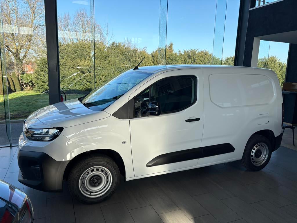 Itroen Berlingo HDI LV nouveau avec inscription quotidienne, 75 kW, Achat, Entreprise, Boîte manuelle