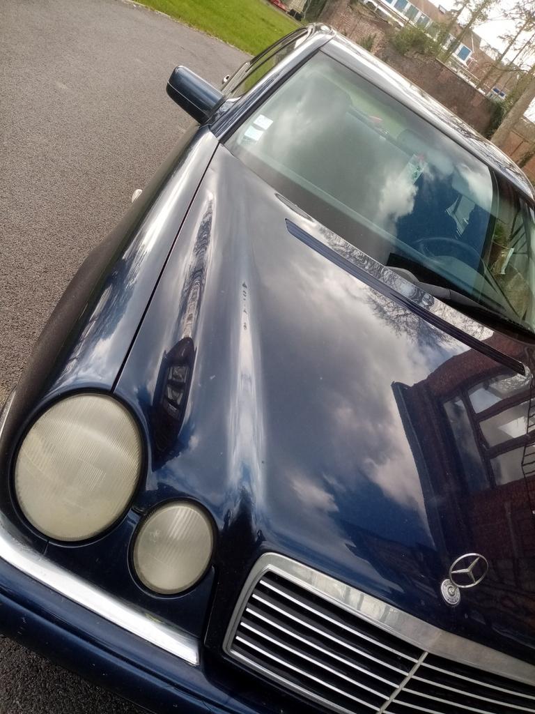 Mercedes année 2000 classe E 200 cdi diesel, Autos, Particulier, Diesel, Achat, Classe E