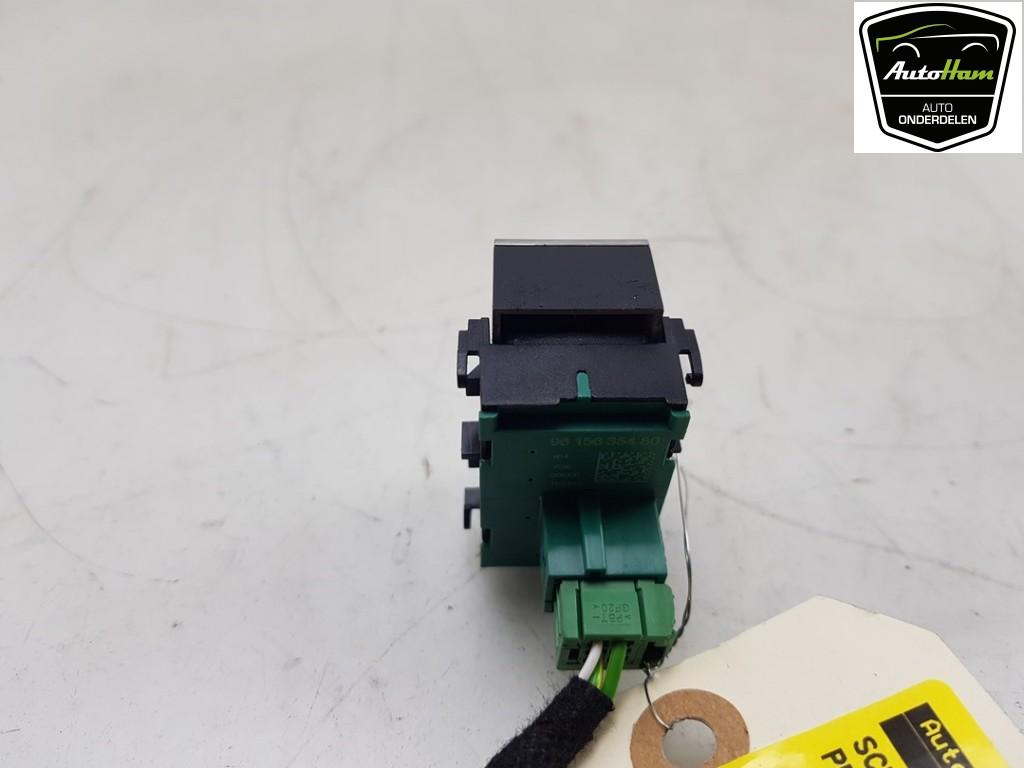 SCHAKELAAR Peugeot 208 II (UB / UH / UP) (01-2019/-), Auto-onderdelen, Dashboard en Schakelaars, Peugeot, Gebruikt