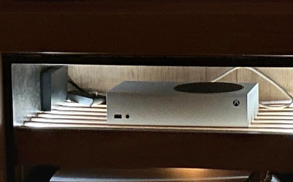 Xbox one S met toebehoren, Games en Spelcomputers, 500 GB, Xbox One, Met 2 controllers, Ophalen of Verzenden