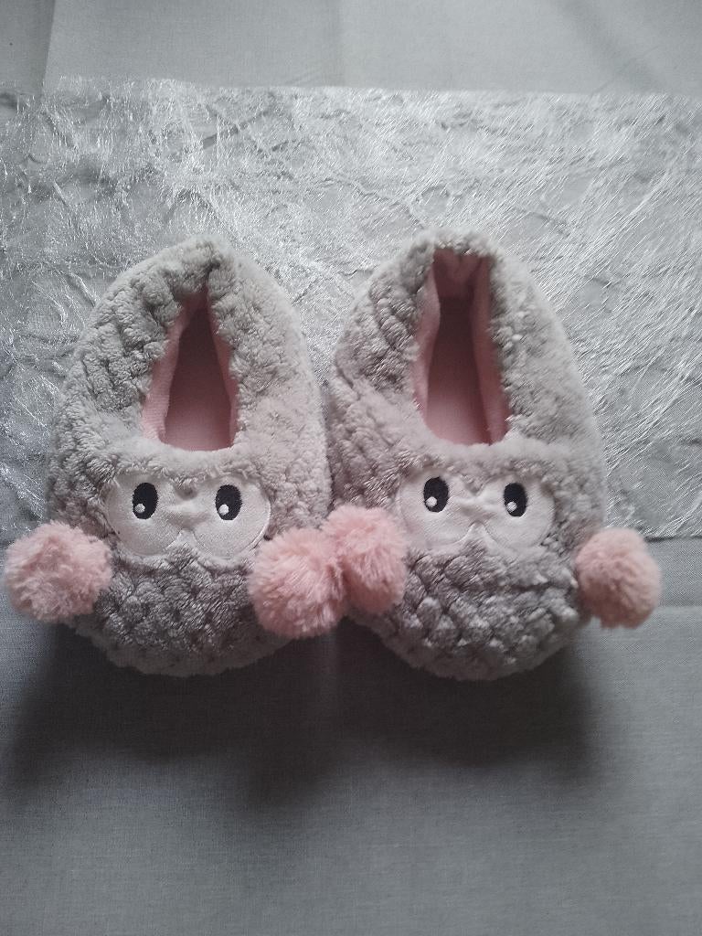 Chaussons fille gris taille 30, Enlèvement, Utilisé, Autres types, Fille