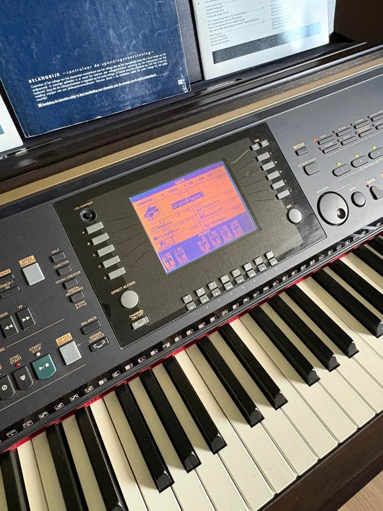 Yamaha Clavinova CVP 303, Musique & Instruments, Pianos, Enlèvement, Utilisé, Autres types, Digital
