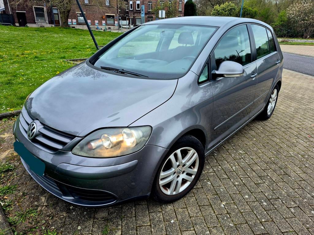 Vw golf 5+ 1.4 benzine bouwjaar 2008 km191000 klaar om naar, Auto's, Volkswagen, Particulier, Te koop, Golf