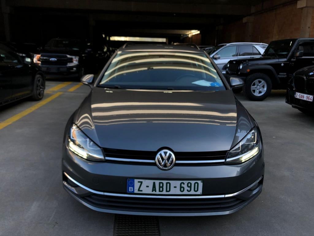 Volkswagen golf 1.6 TDI _ 85kw _ GPS _ CAMERA _ euro 6b!, Auto's, Voorwielaandrijving, Stof, Euro 6, 4 cilinders