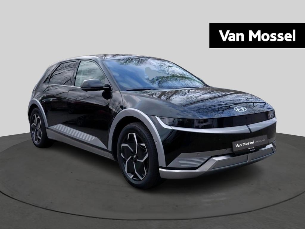 Hyundai IONIQ 5 EV UNIQ 73KW 325 AWD | Direct leverbaar!, Auto's, Automaat, Gebruikt, Zwart, IONIQ 5