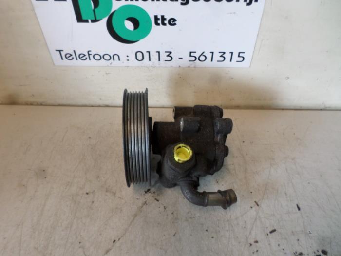 Pompe direction assistée d'un Volkswagen Polo (Polo 99-), Autos : Pièces & Accessoires, Commande, Volkswagen, Utilisé, 3 mois de garantie