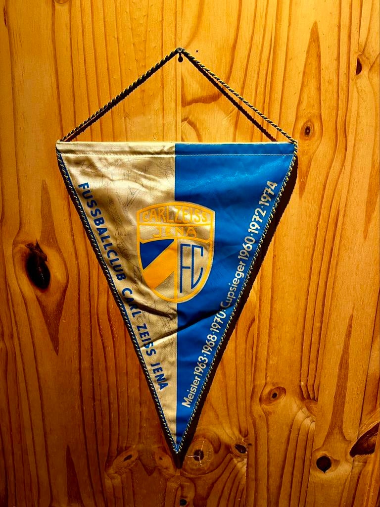 Souvenir football des années 70 signés FC Carl Zeiss Jena, Enlèvement ou Envoi