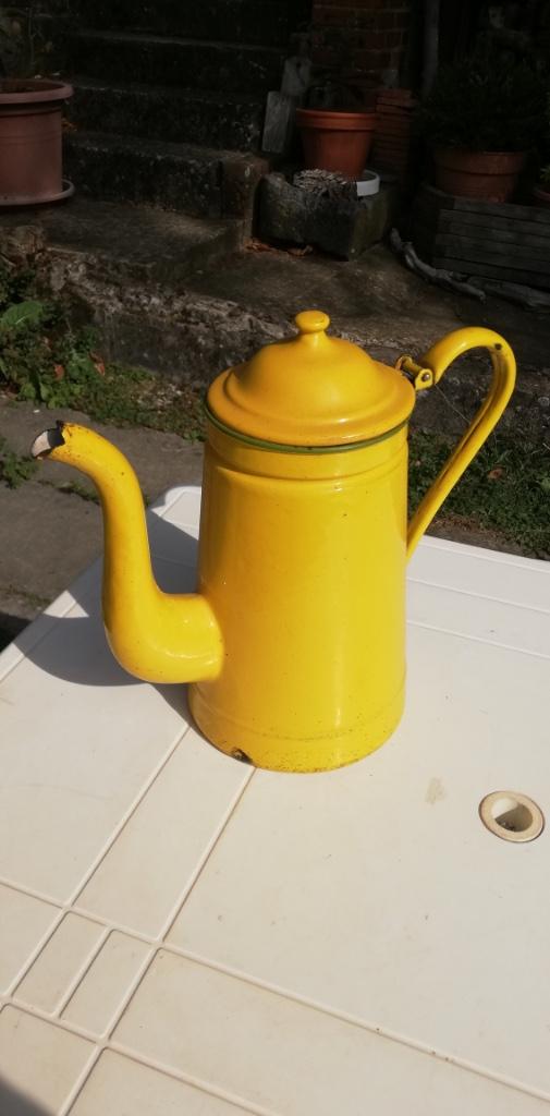 Cafetière émaillée jaune vintage, Maison & Meubles, Enlèvement ou Envoi, Utilisé