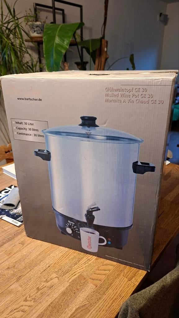 Electrische toestellen en retrospullen terras foodtruck, Zakelijke goederen, Stock en Retail | Verkoopwagens, Ophalen