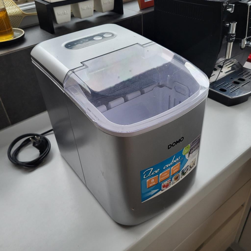 IJsblokjes maker DOMO, Ophalen, Zo goed als nieuw