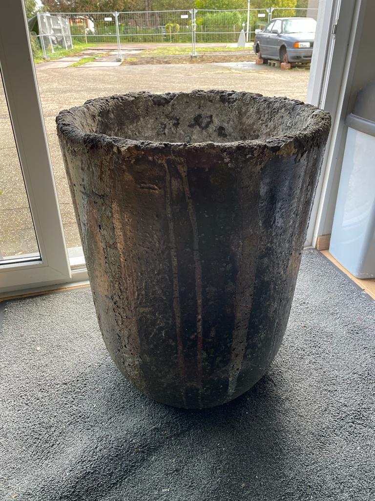 Prachtige grote betonnen bloempot, Tuin en Terras, Bloempotten, Ophalen, 40 cm of meer, Rond, Zo goed als nieuw