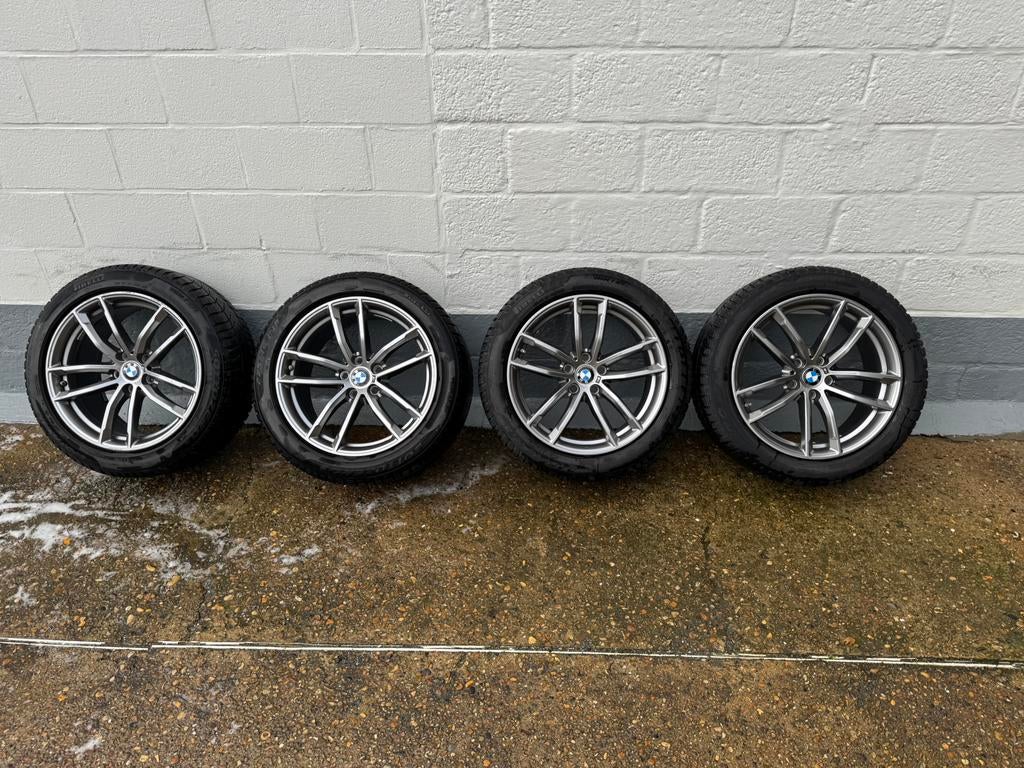 Winterset BMW  G30 G31 18 inch, Auto-onderdelen, Ophalen, 18 inch, Gebruikt, 275 mm