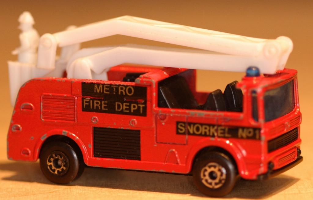 Matchbox: Snorkel (Brandweer), Ophalen of Verzenden, Gebruikt, Bus of Vrachtwagen