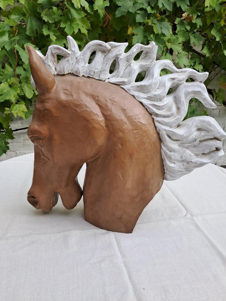 Sculpture tête de cheval terracotta émaillée, Enlèvement, Comme neuf