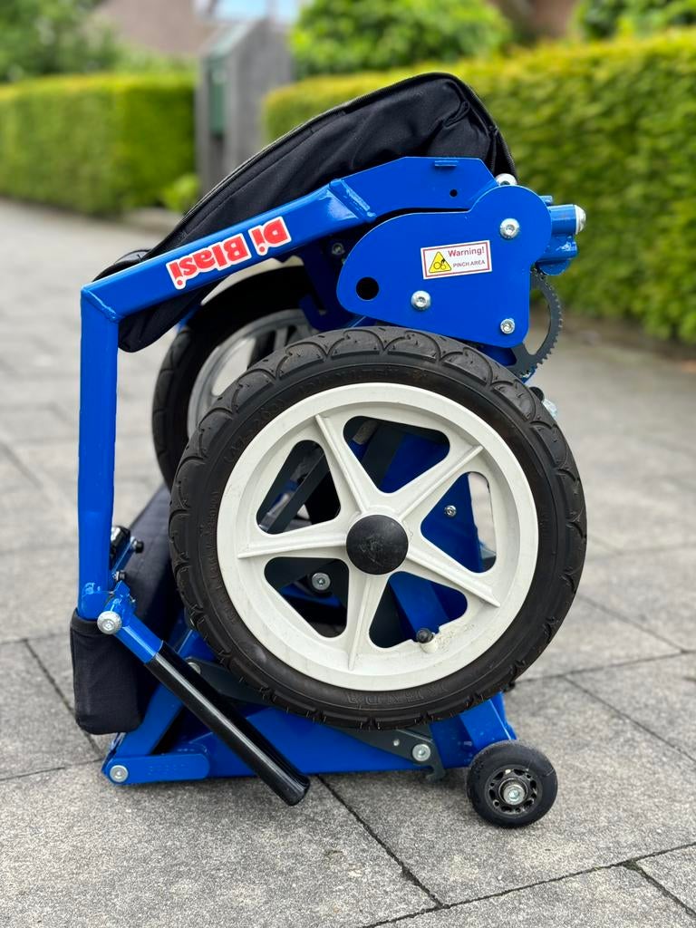 Scooter electrique pliable R30 Di Blasi Scootmobiel, Divers, Chaises roulantes, Neuf, Fauteuil roulant électrique, Pliant, Enlèvement ou Envoi